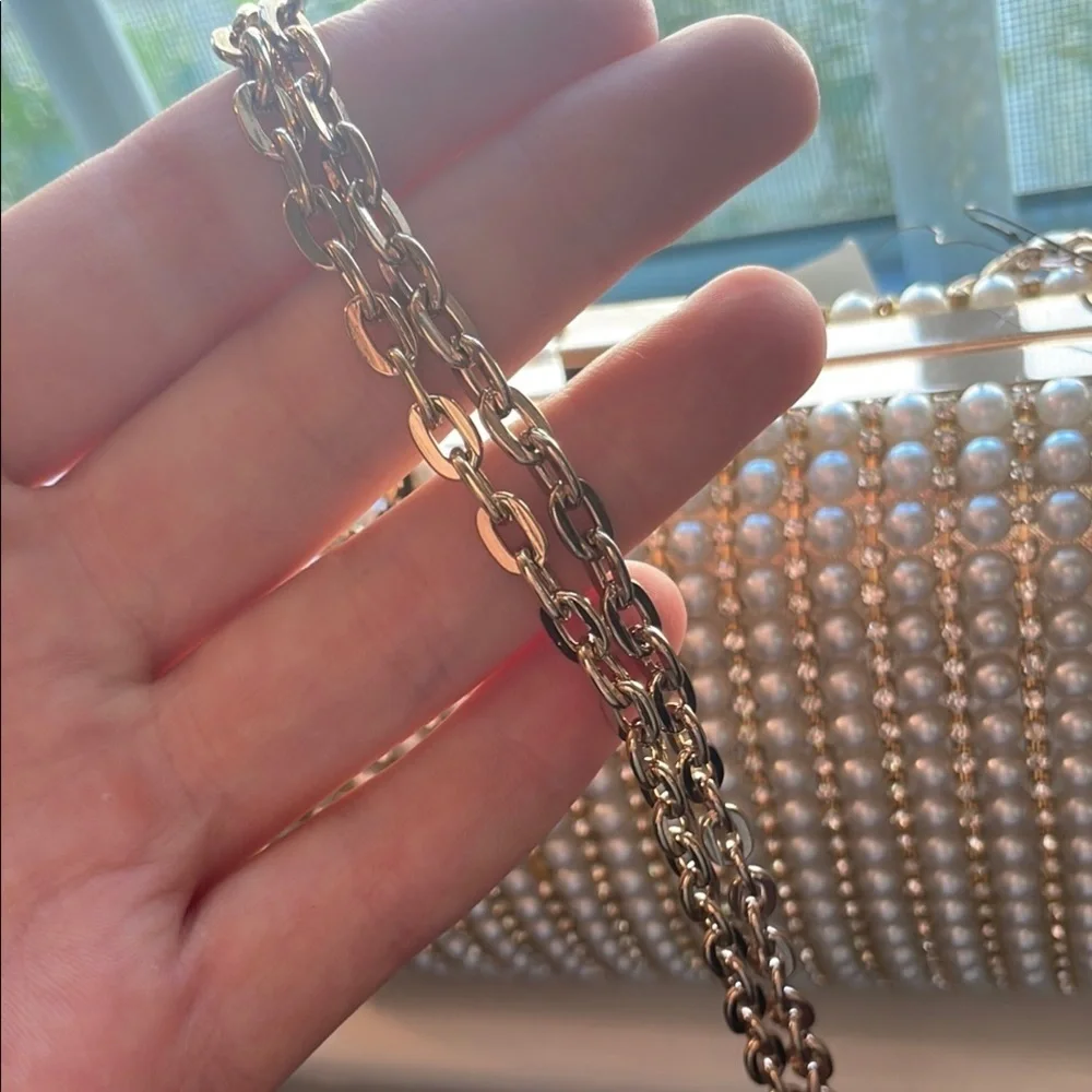1072 Elegant Pearl‎ and Gold Evening Clutch